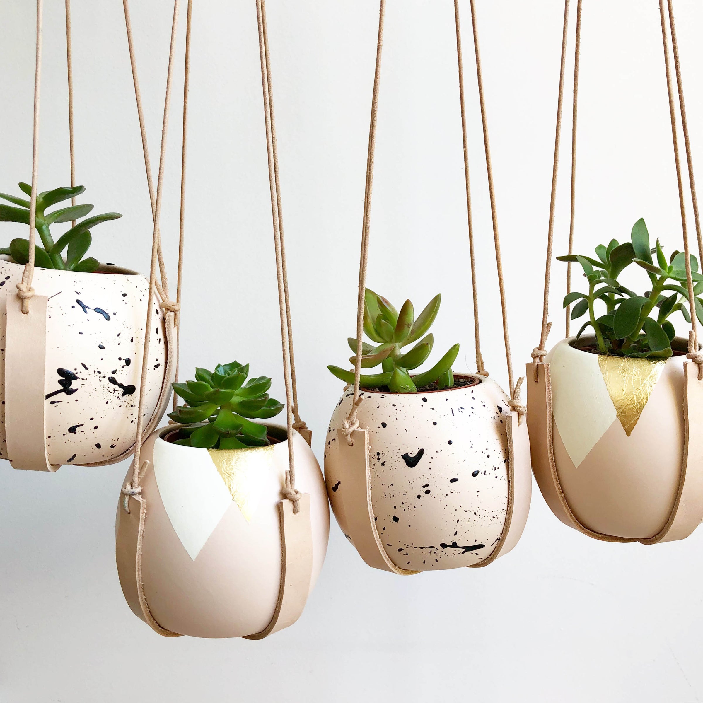 Blush Pink and Black Splatter pot with Leather Plant Hanger – Hello Marilu